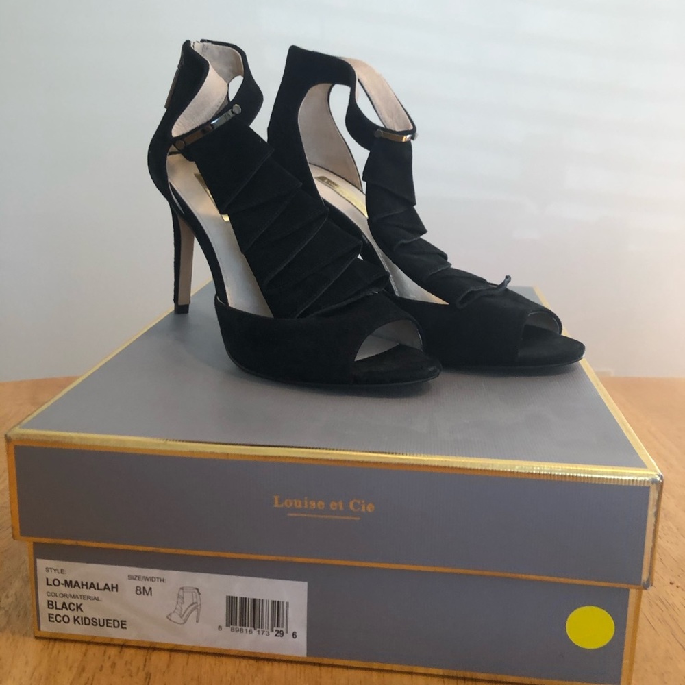 black stylish suede heels